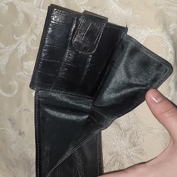 Brighton Black Leather Card Wallet - Picture 5 of 5